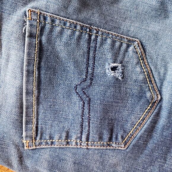 Arizona Jean Co. Distressed Fringe Hem Denim Shorts Juniors Size 3 - Picture 7 of 11